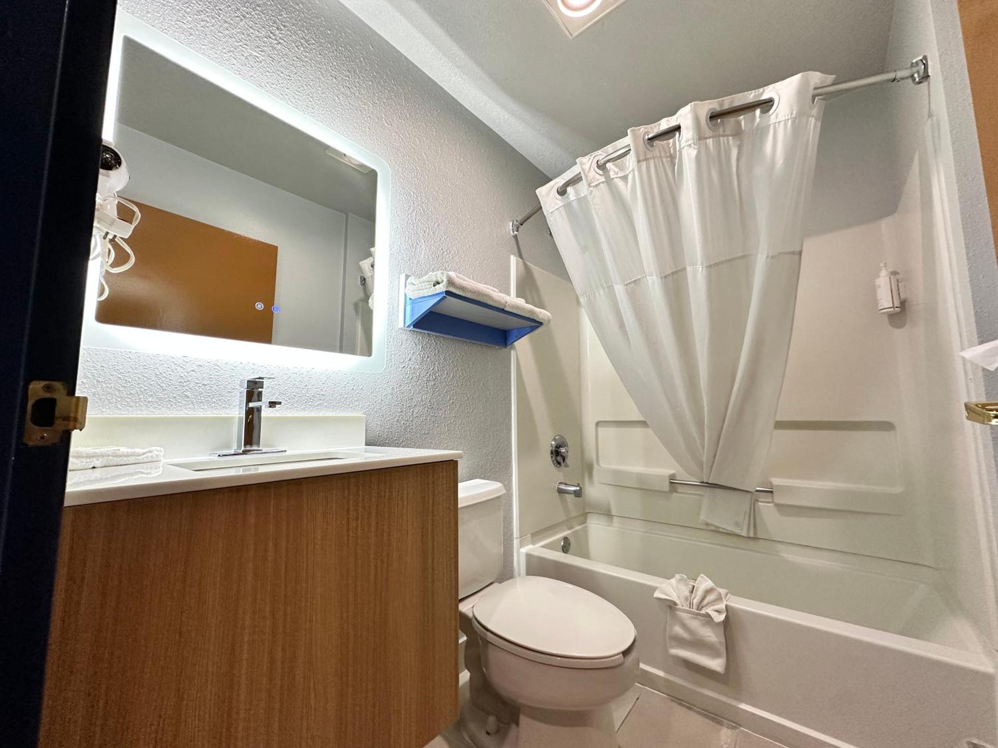 Microtel Inn & Suites By Wyndham Gallup - Pet Friendly Extérieur photo